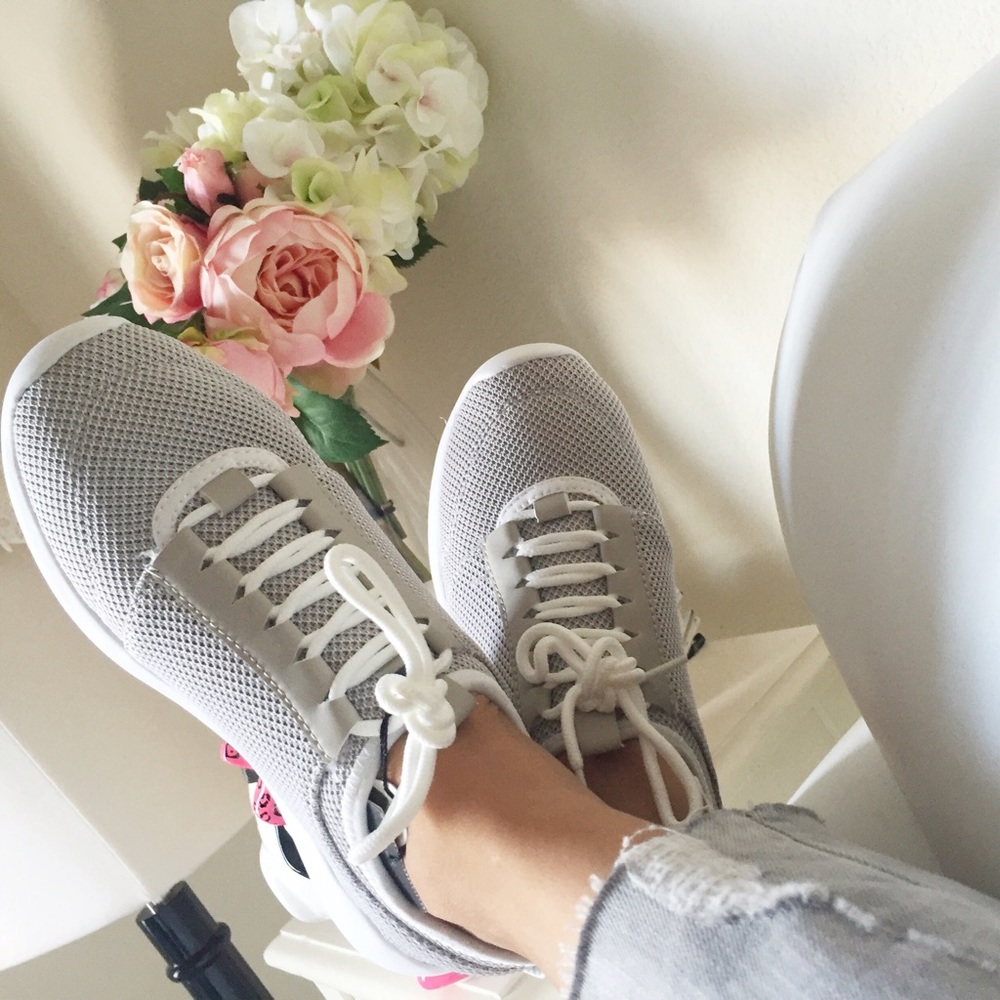 Zara Mesh Sneakers